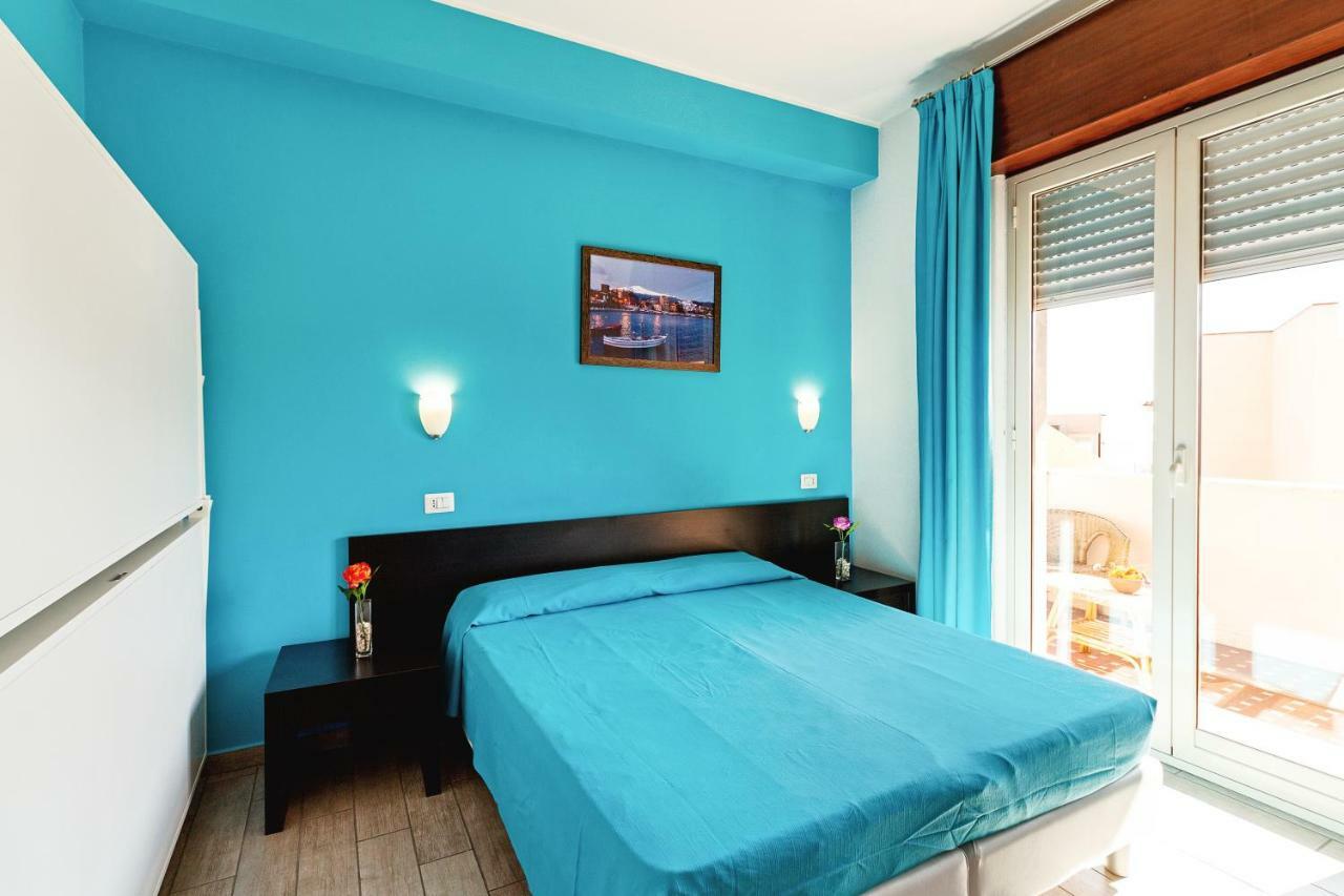 גיארדיני נאקסוס Seaview Terrace Sunny Apartment מראה חיצוני תמונה